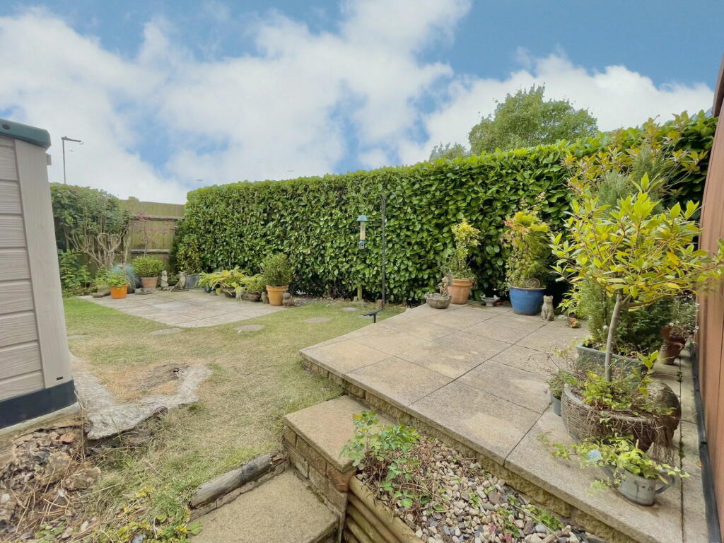 Additional property image - Kinsham Drive, Hillfield
