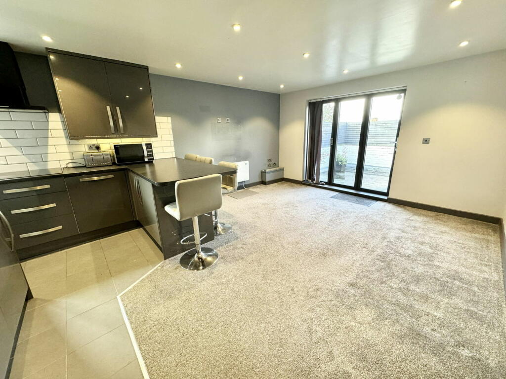 Additional property image - Cranmore Boulevard, Shirley