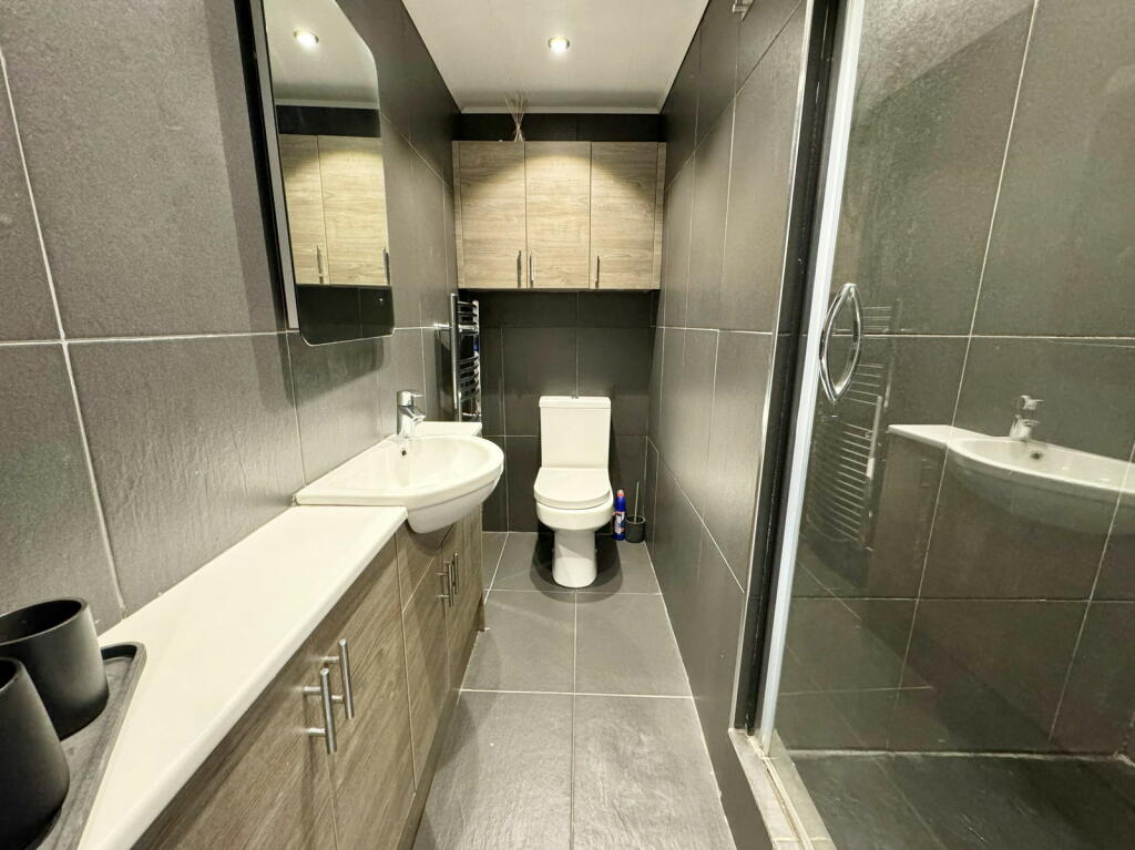 Additional property image - Cranmore Boulevard, Shirley