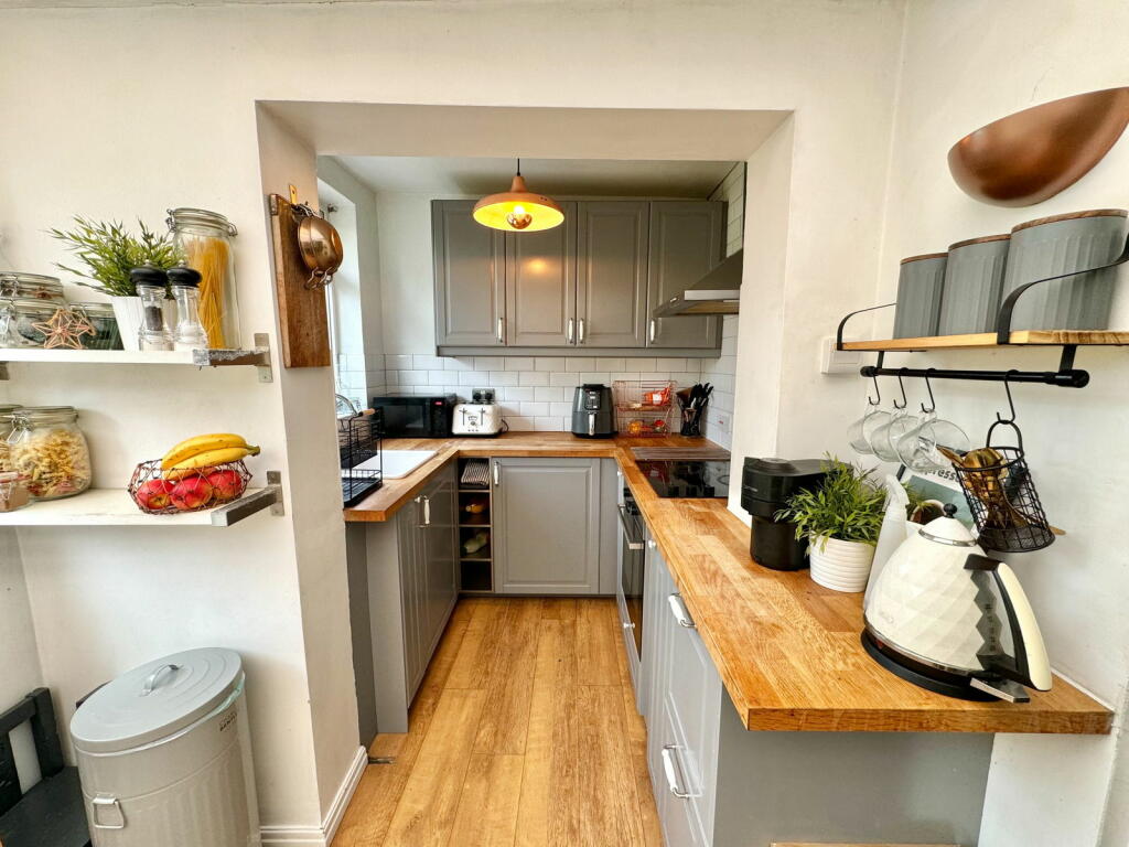 Additional property image - Wagon Lane, Solihull