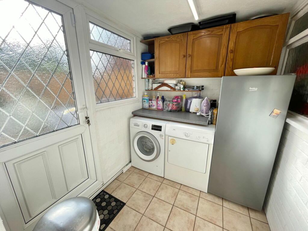 Additional property image - Binley Close, Shirley