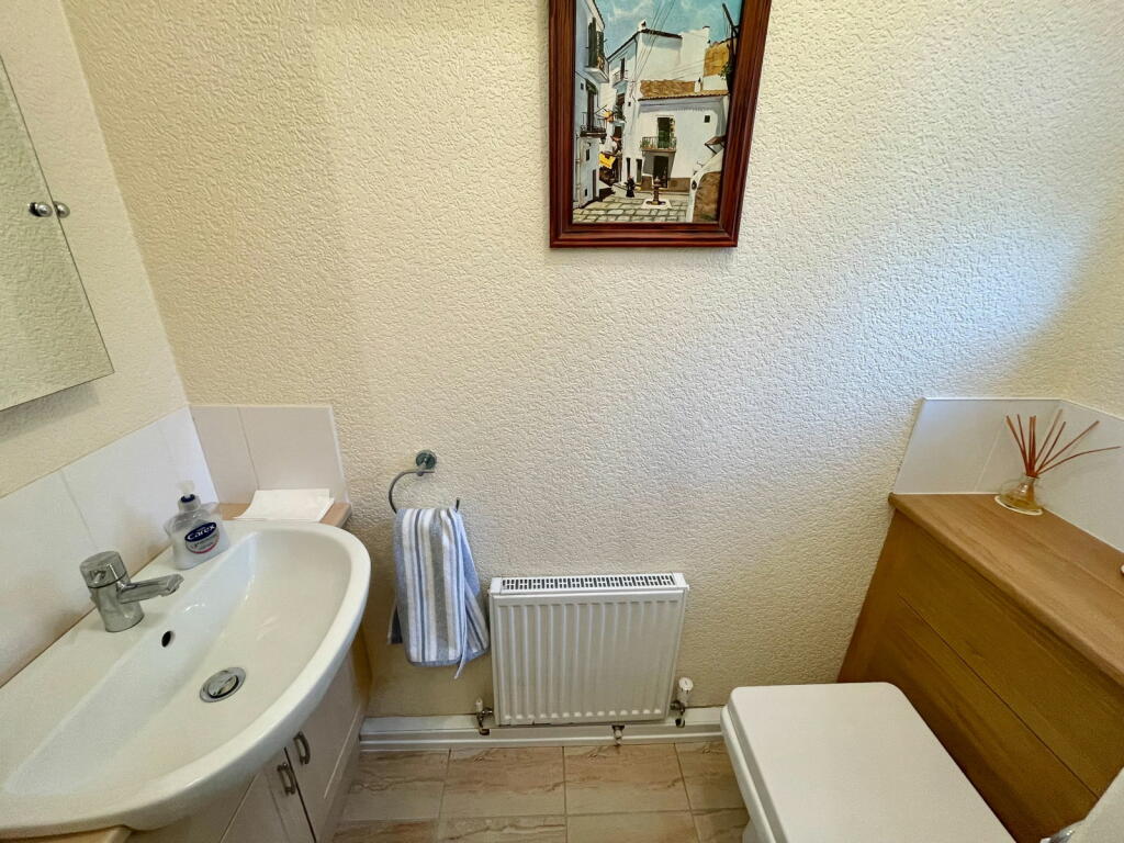 Additional property image - Binley Close, Shirley