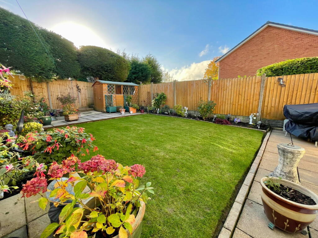 Additional property image - Binley Close, Shirley