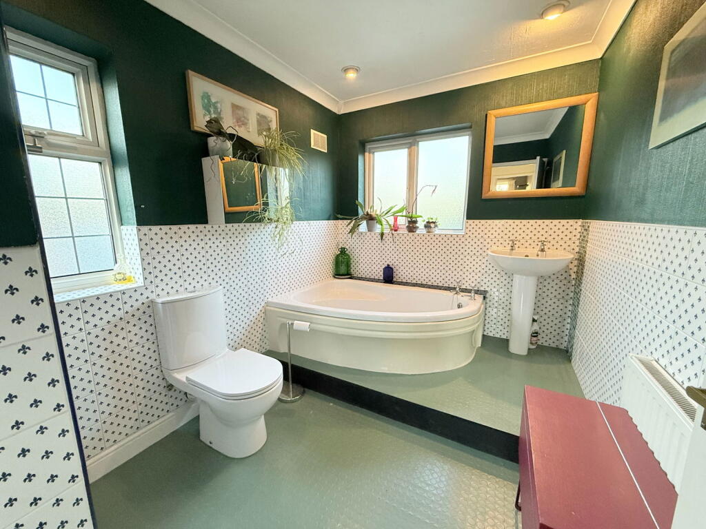 Additional property image - Union Road, Shirley