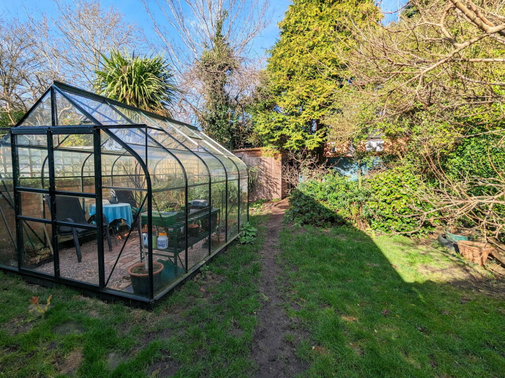 Additional property image - Union Road, Shirley