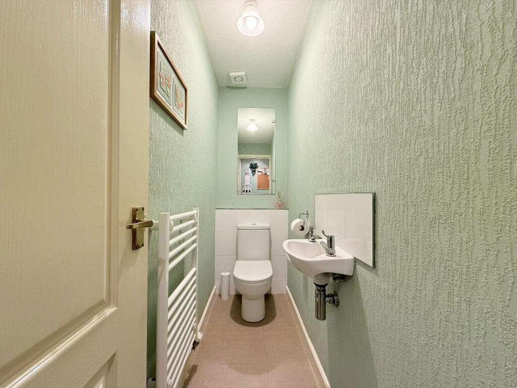 Additional property image - Gillows Croft, Monkspath