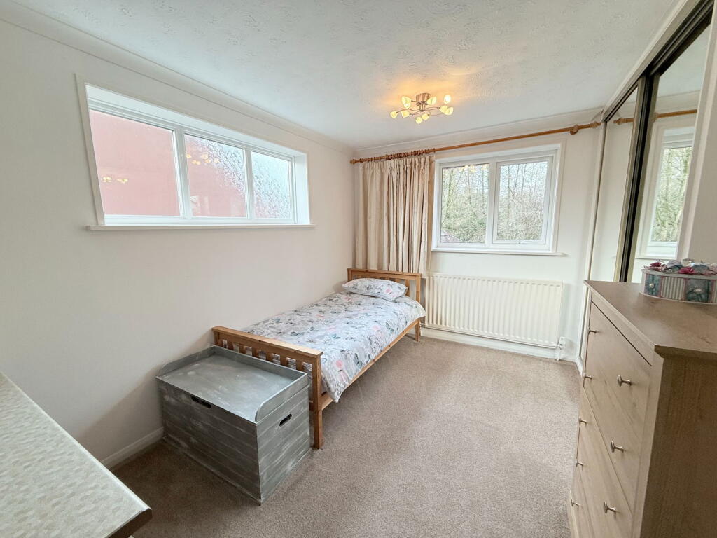 Additional property image - Gillows Croft, Monkspath