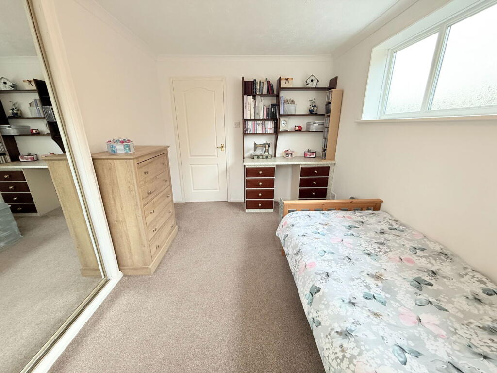 Additional property image - Gillows Croft, Monkspath