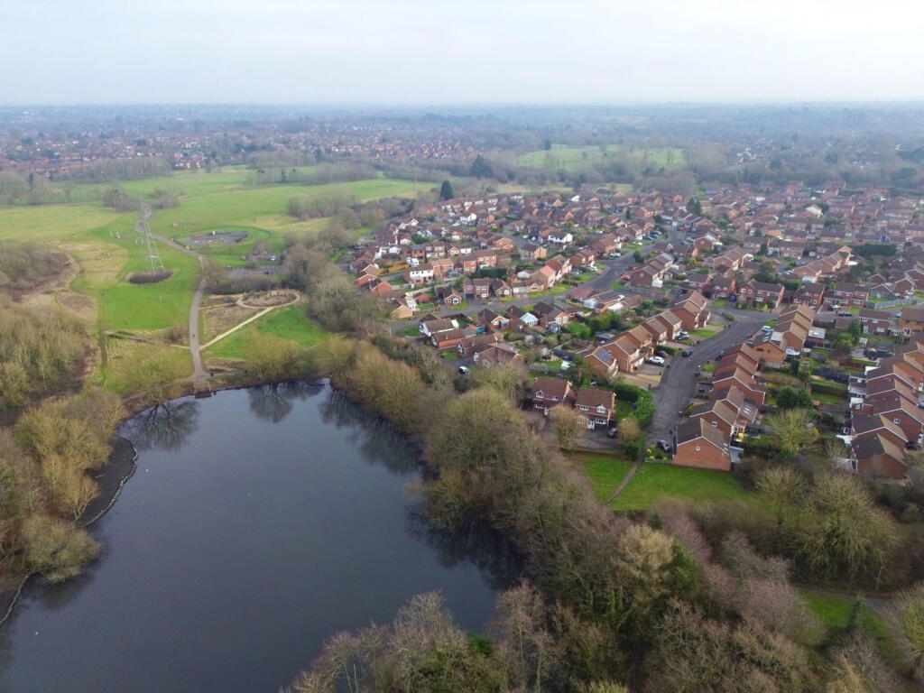 Additional property image - Gillows Croft, Monkspath