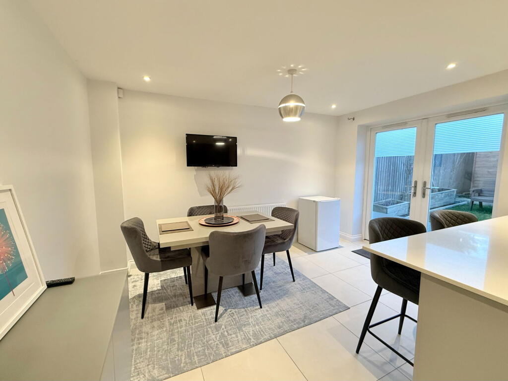 Additional property image - Warwick Gardens, Hall Green