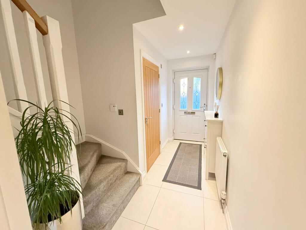 Additional property image - Warwick Gardens, Hall Green