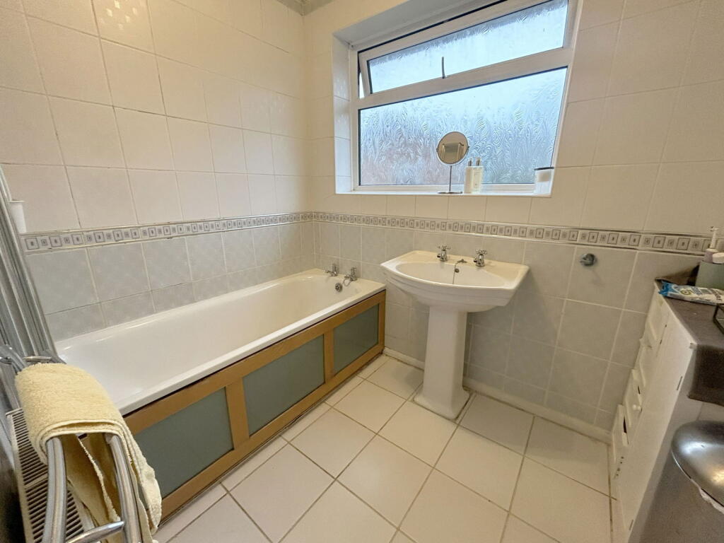 Additional property image - Pear Tree Crescent, Shirley