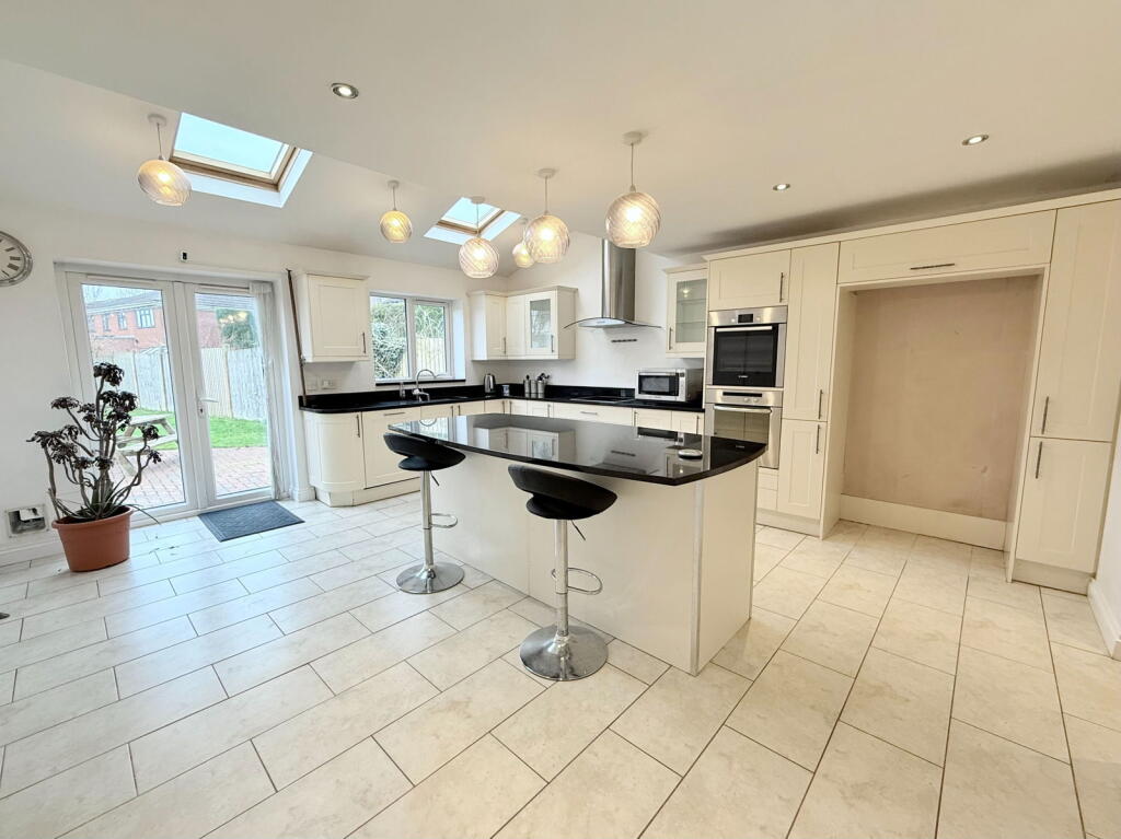 Additional property image - Hay Lane, Monkspath