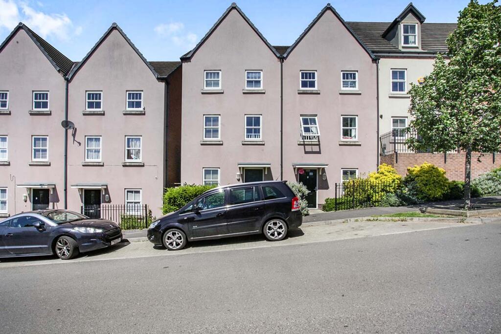 Main image of property: Brights Road, Nuneaton, Warwickshire, CV10