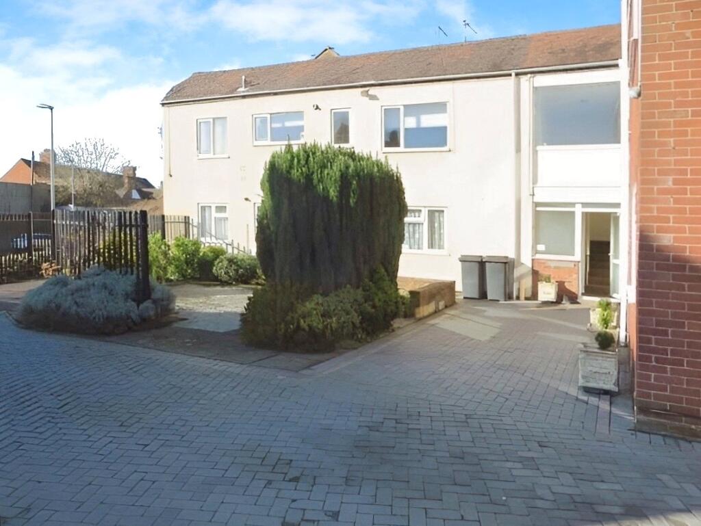 Main image of property: Mount Street Passage, Nuneaton, Warwickshire, CV11