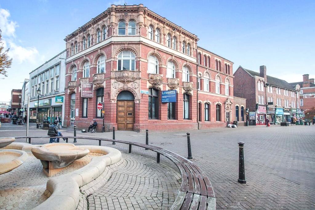 Main image of property: Market Place, Nuneaton, Warwickshire, CV11