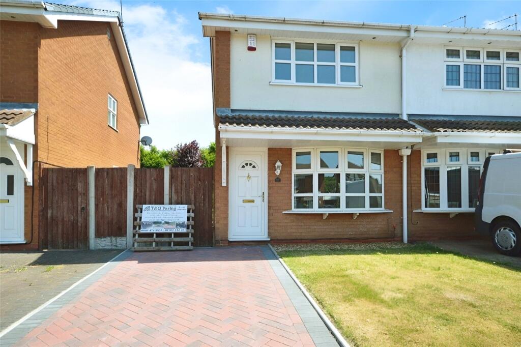 Main image of property: Stephenson Drive, Perton, Wolverhampton, Staffordshire, WV6