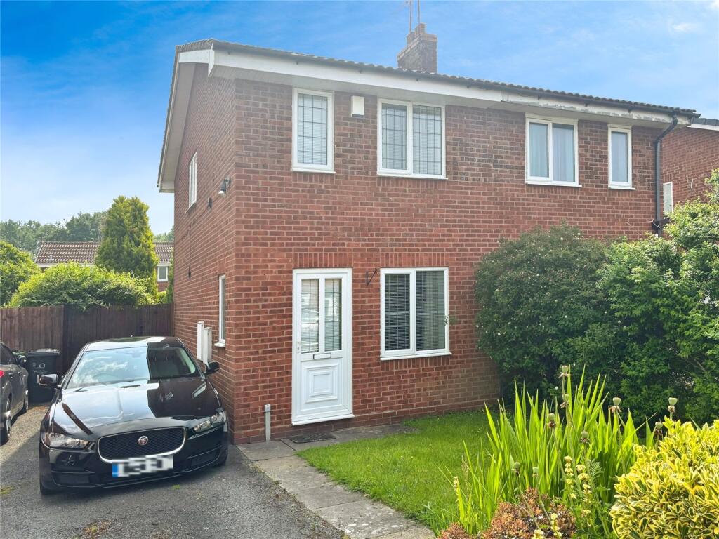 Main image of property: Moor Park, Perton, Wolverhampton, WV6