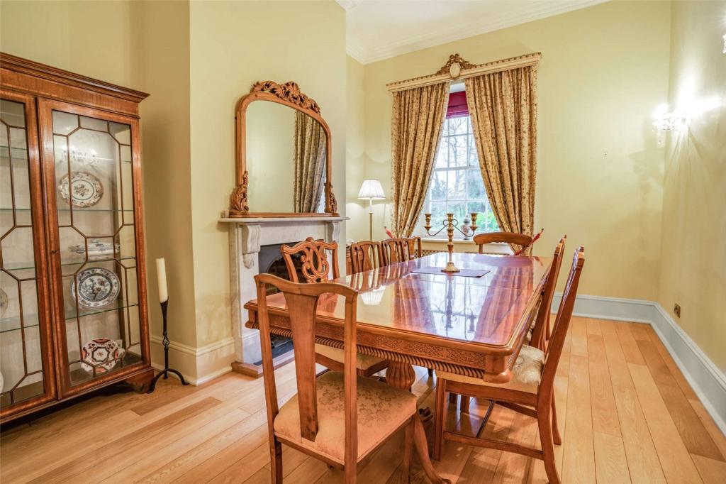 Equestrian facility for sale in Llangunnor Road, Llangunnor, Carmarthen