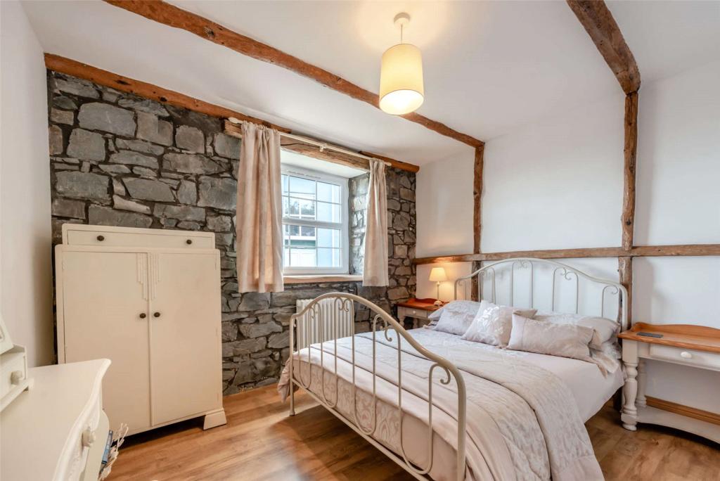 5 bedroom detached house for sale in Towyn Road, New Quay, Ceredigion, SA45