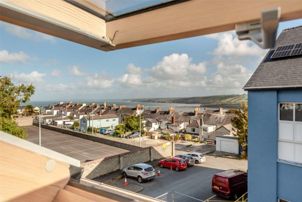 5 bedroom detached house for sale in Towyn Road, New Quay, Ceredigion, SA45