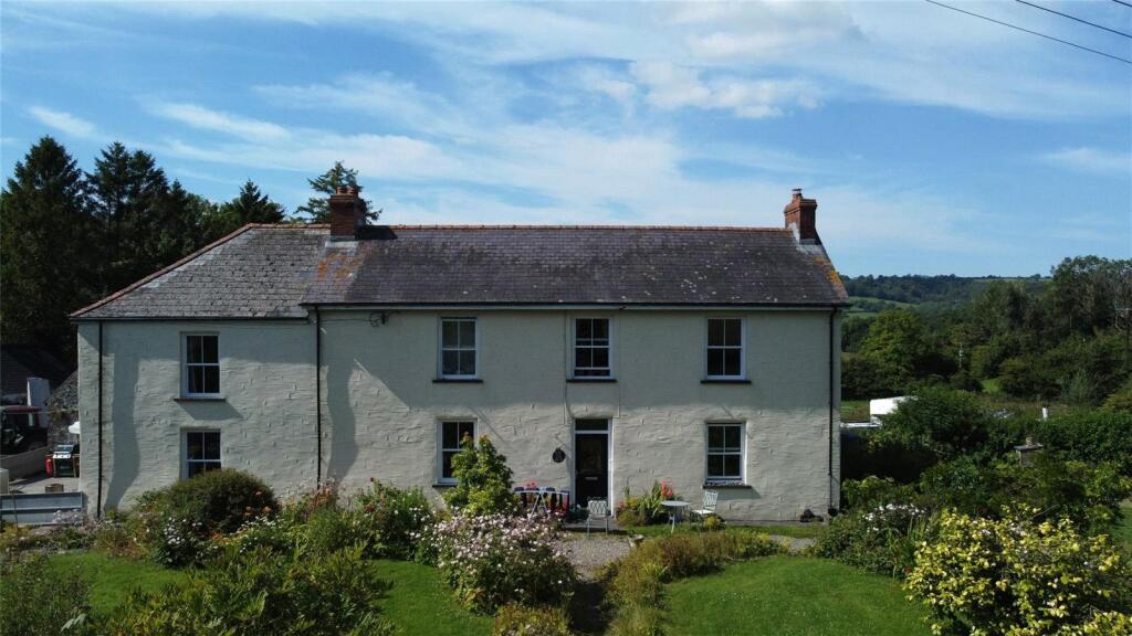 7 bedroom detached house for sale in Lampeter Velfrey, Narberth
