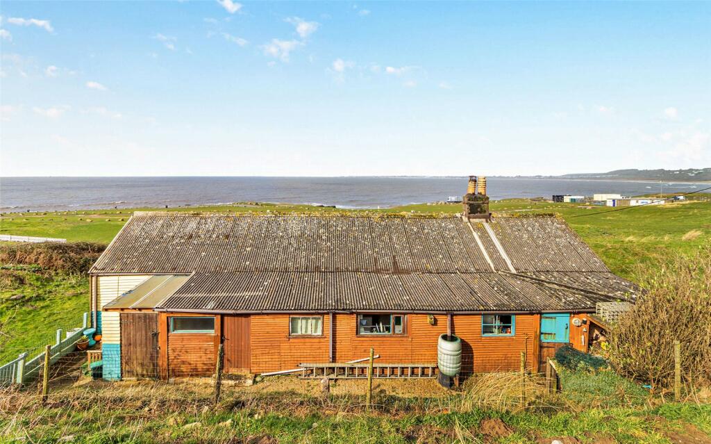 3 bedroom bungalow for sale in OgmorebySea, Bridgend, Vale of