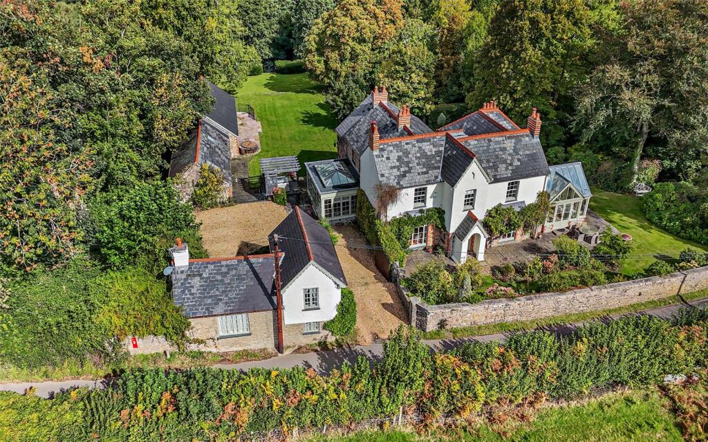 Main image of property: Peterston-super-Ely, Cardiff, Vale of Glamorgan, CF5