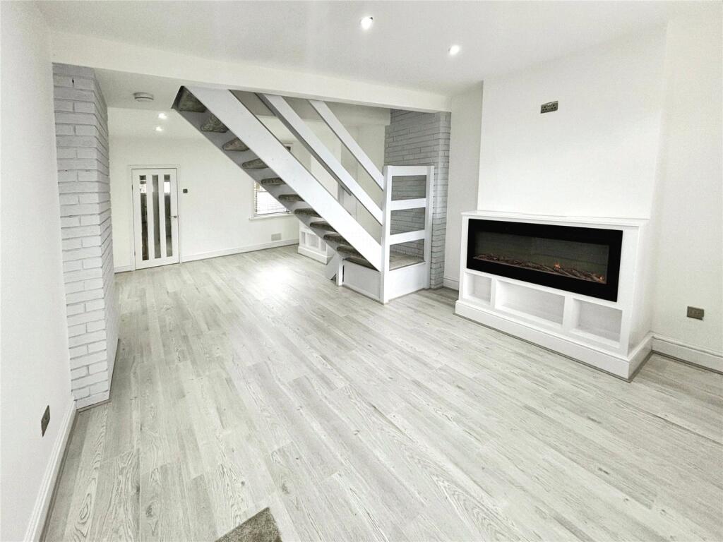 Main image of property: Derby Road, Swadlincote, Derbyshire, DE11