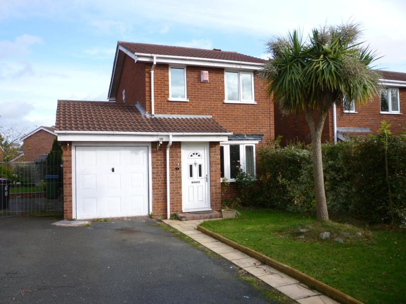 Main image of property: Sovereign Close, Aqueduct, Telford, Shropshire, TF4