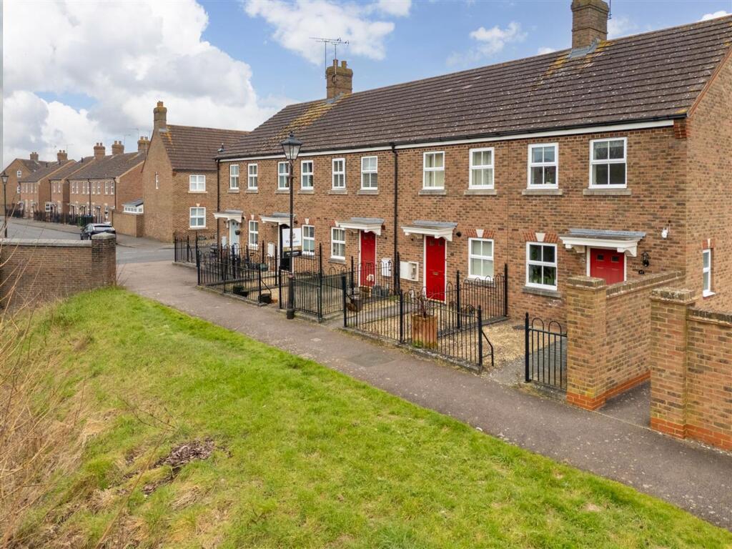 Main image of property: Great Meadow Way, Aylesbury, HP19