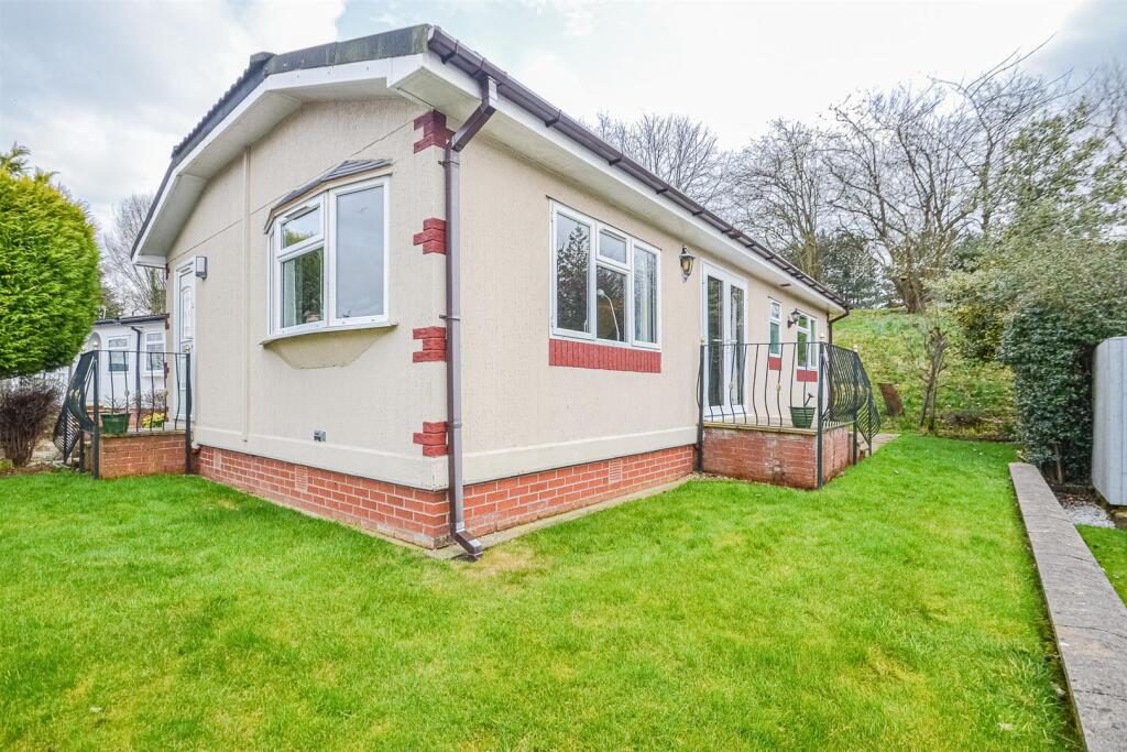 Main image of property: Moss Lane, Moore, Warrington, WA4