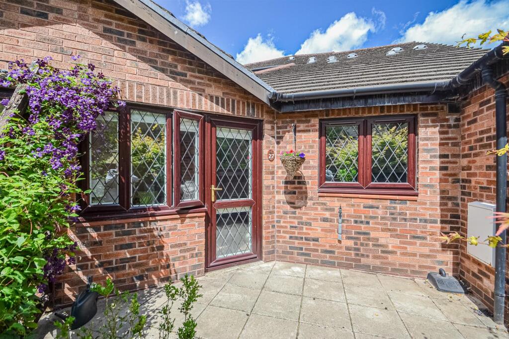 Main image of property: Epsom Gardens, Appleton, Warrington, WA4