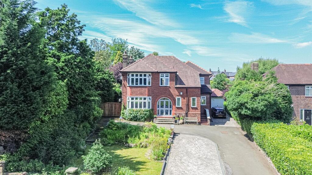 Main image of property: London Road, Appleton, Warrington, WA4