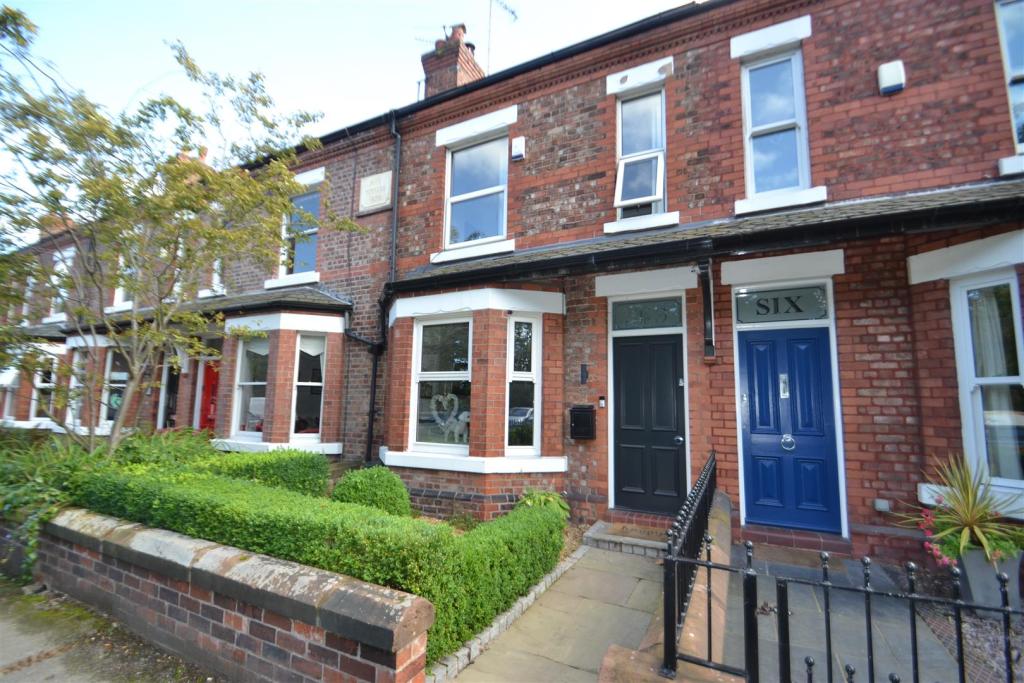 3 bedroom terraced house for sale in Ellesmere Road, STOCKTON HEATH
