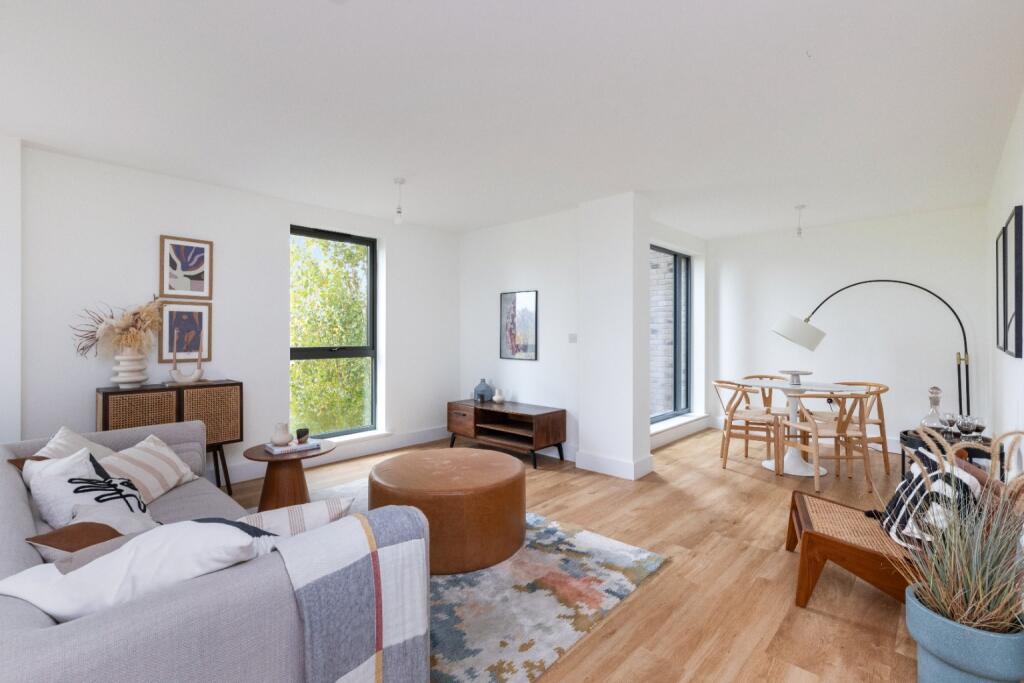 Additional property image - Oliver House, 5 Blakes Walk, Lewes, East Sussex, BN7
