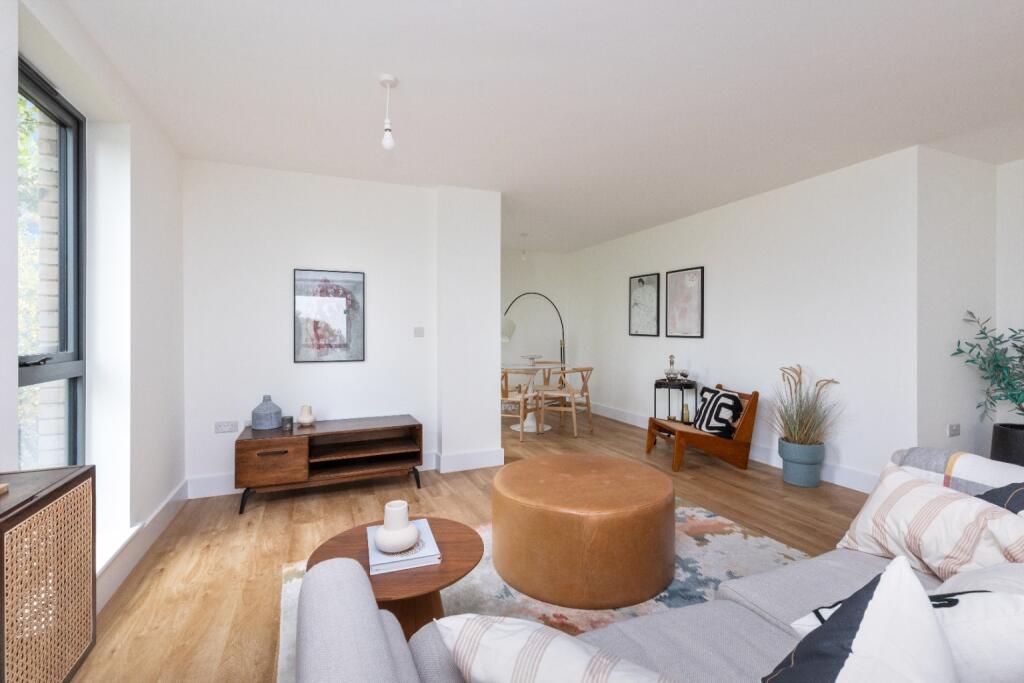 Additional property image - Oliver House, 5 Blakes Walk, Lewes, East Sussex, BN7