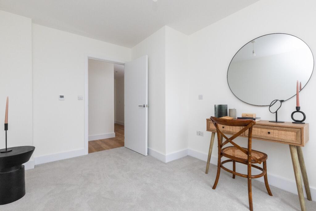 Additional property image - Oliver House, 5 Blakes Walk, Lewes, East Sussex, BN7