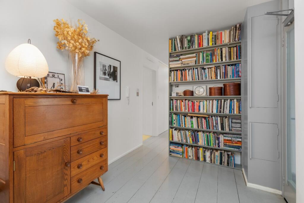 Additional property image - Bramber Close, Crooked Lane, Seaford