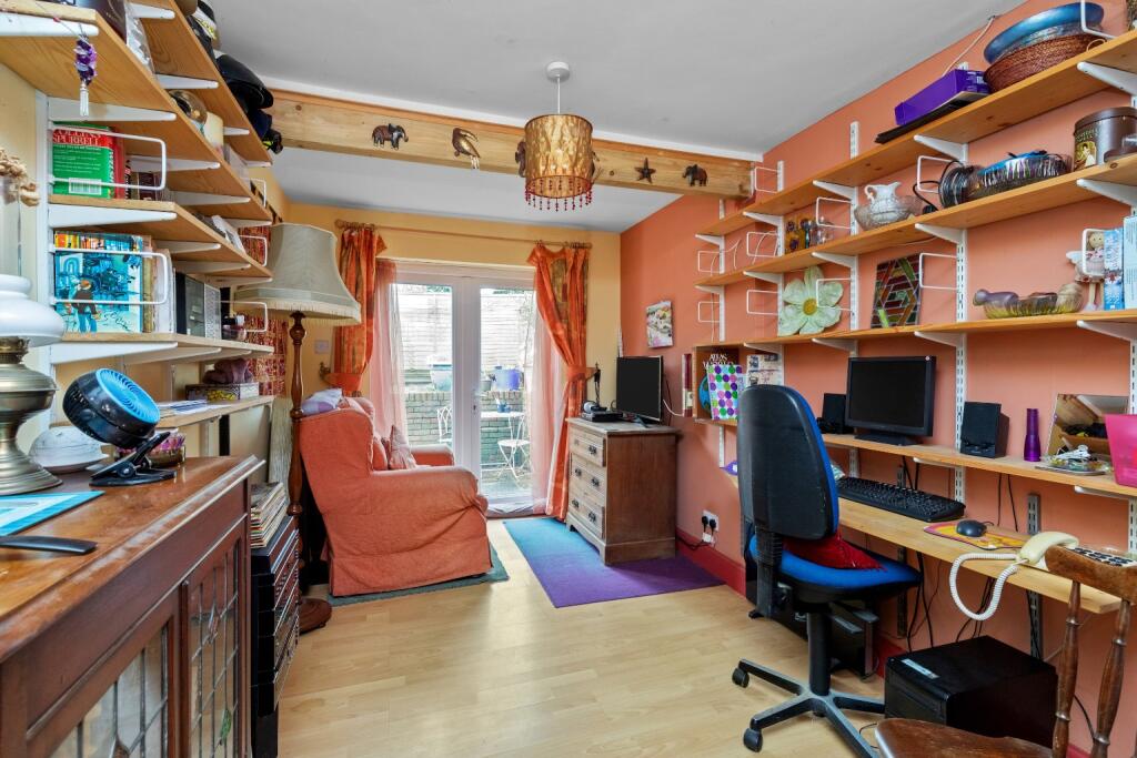 Additional property image - 4 Deans Meadow, Barcombe, Lewes, East Sussex, BN8 5DX