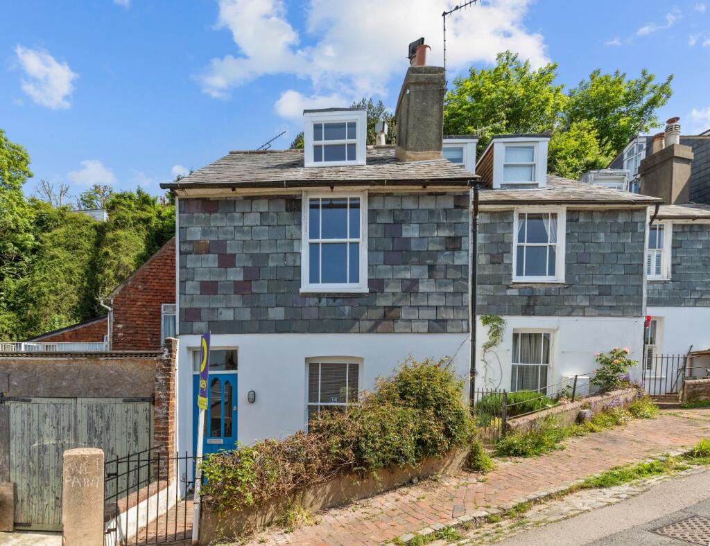 Main image of property: Chapel Hill, Lewes, East Sussex, BN7 2BB