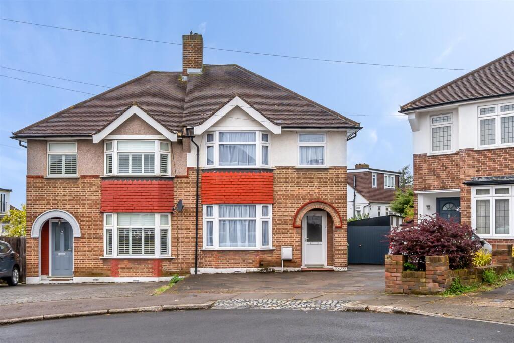 Main image of property: Glenbarr Close, SE9