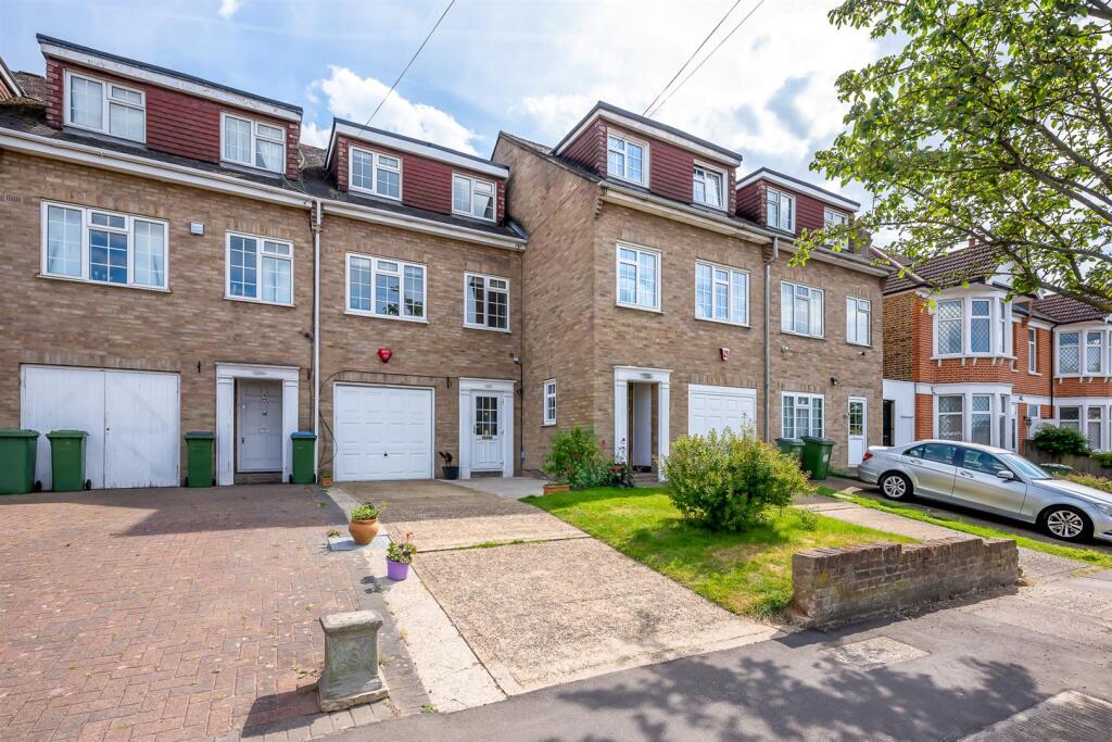 Main image of property: Dunvegan Road, London