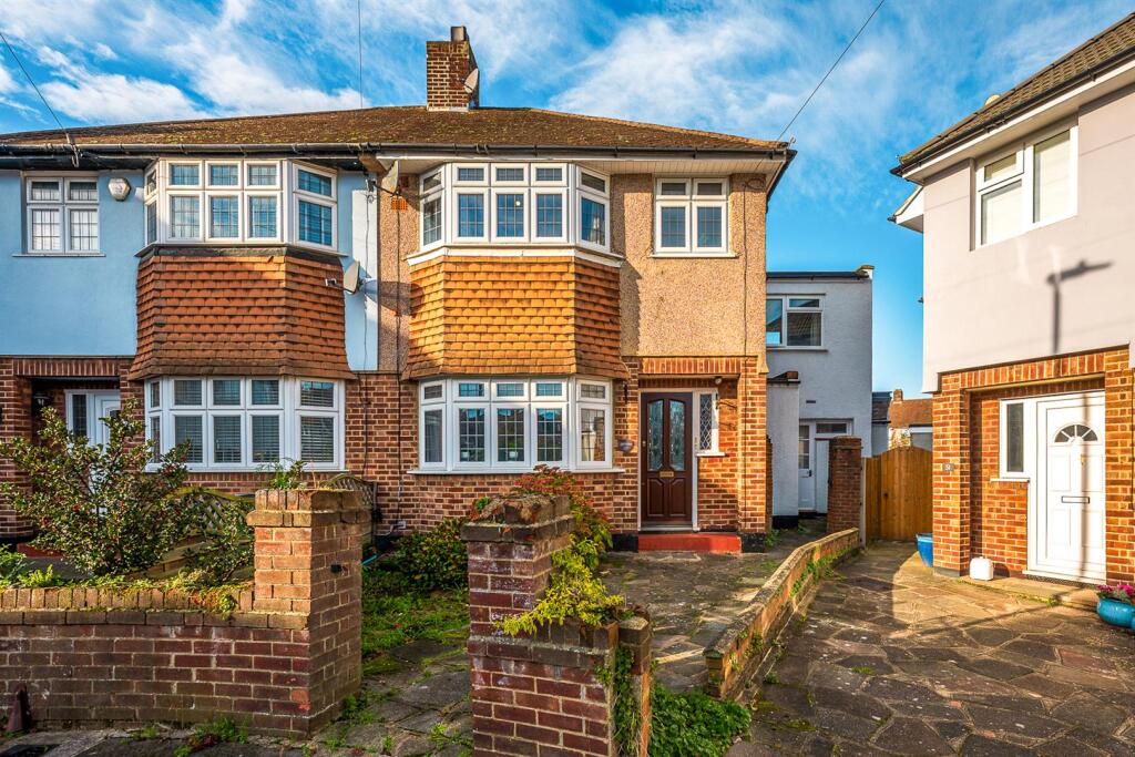 Main image of property: Sparrows Lane, New Eltham