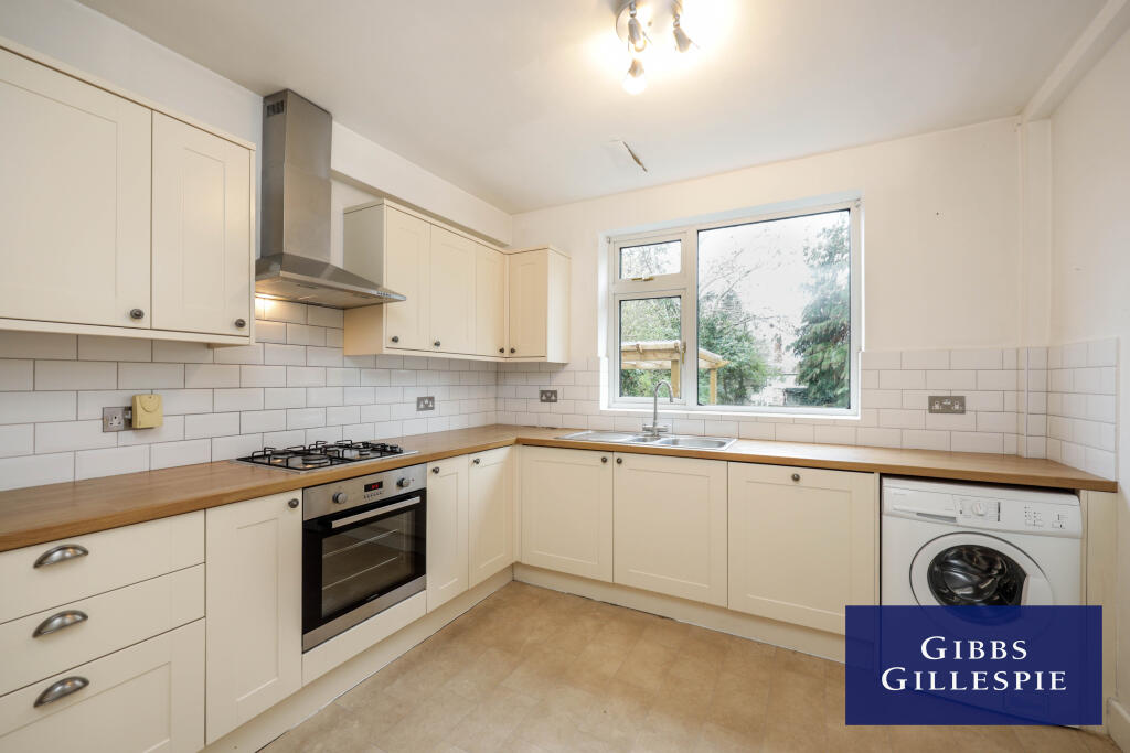 Main image of property: Holwell Place, Pinner, HA5