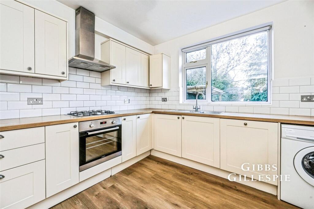 Main image of property: Holwell Place, Pinner, HA5