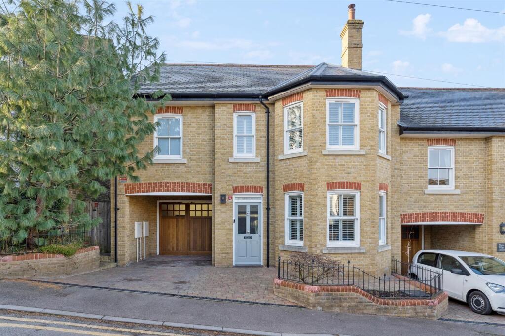 Main image of property: Elm Grove, Berkhamsted