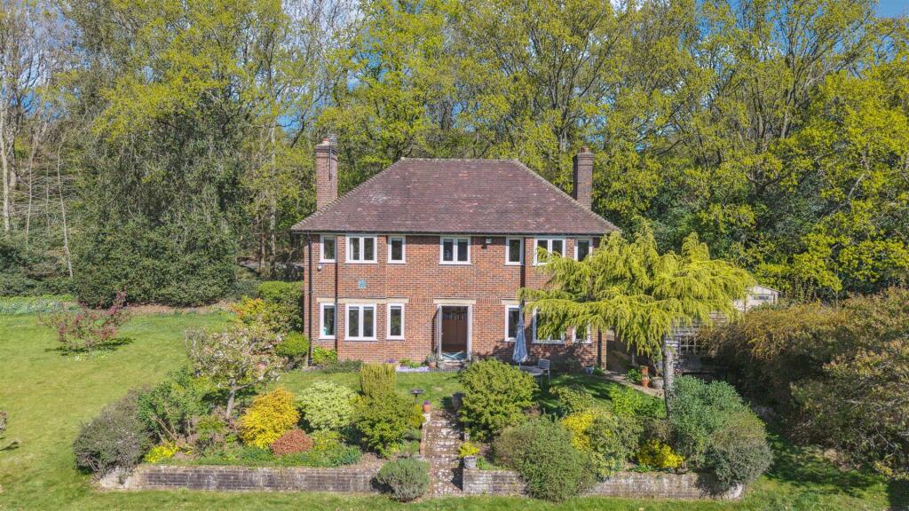 Main image of property: Common, Potten End, Berkkhamtsed