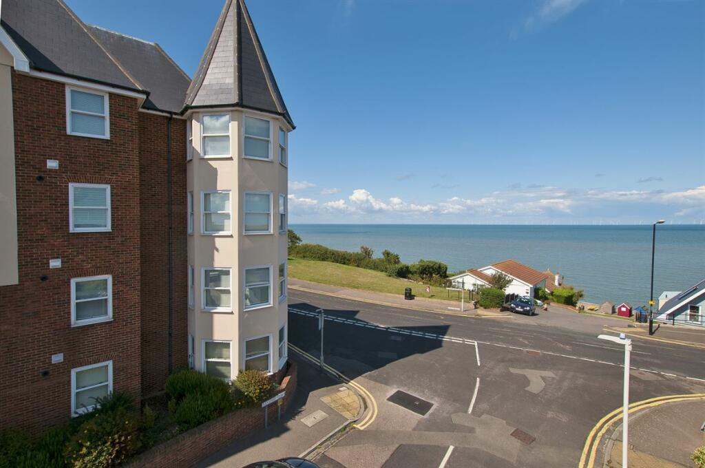 2 bedroom apartment for sale in Western Esplanade, Herne Bay, CT6