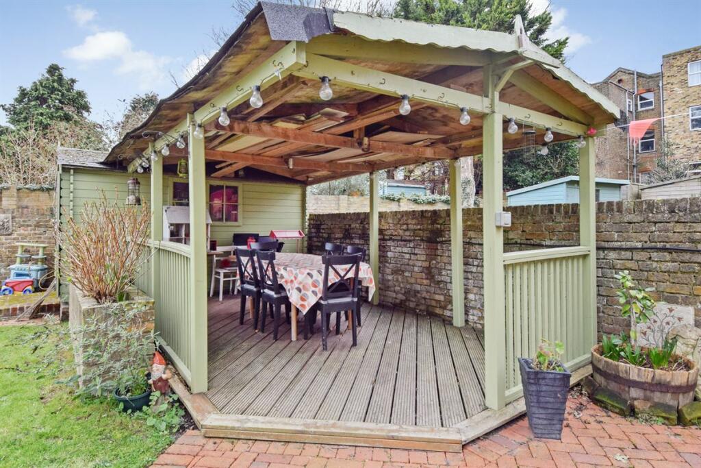 5 bedroom semidetached house for sale in Westgate Bay Avenue, Westgate